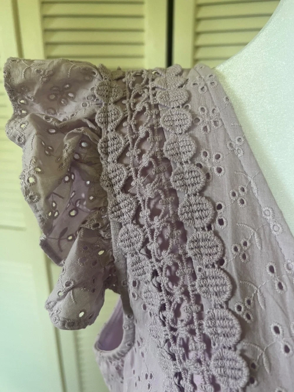 Lilac eyelet Altered State dress size large - Picture 10 of 14